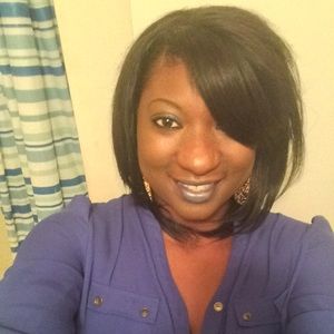 Meet your Posher, Beverly